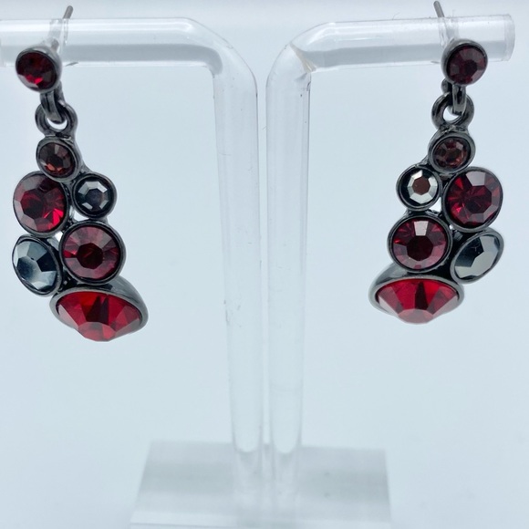 Faux Garnets Red Multi Faceted Gunmetal Tone Dangling Pierced Earrings - Picture 9 of 9